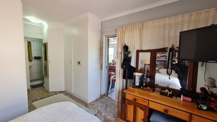 2 Bedroom Property for Sale in Tergniet Western Cape